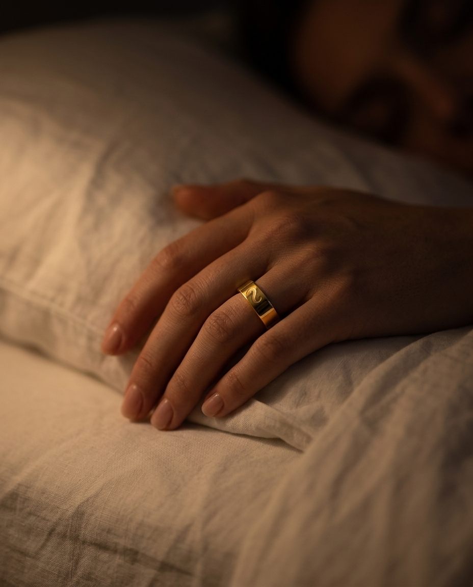 Harmony Ring — on the hand at rest, overnight